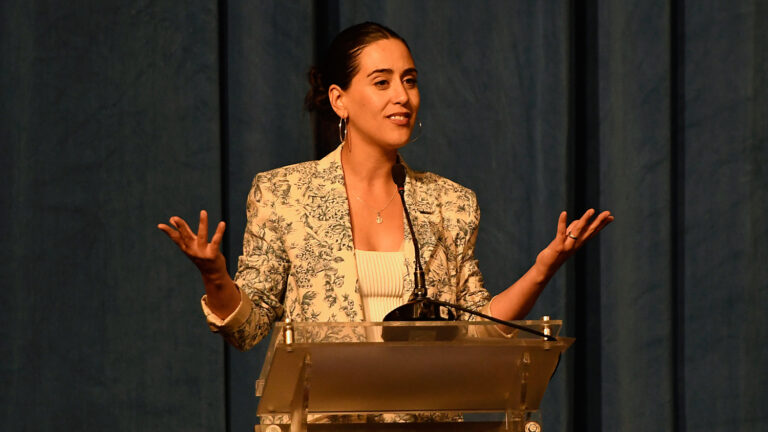 Viña 2026: Alcaldesa Ripamonti revela en la Gala que el show que más espera es Pet Shop Boys