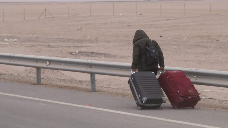 Director de Migraciones revela que Gobierno de Gabriel Boric evalúo regularizar a 180.000 migrantes empadronados