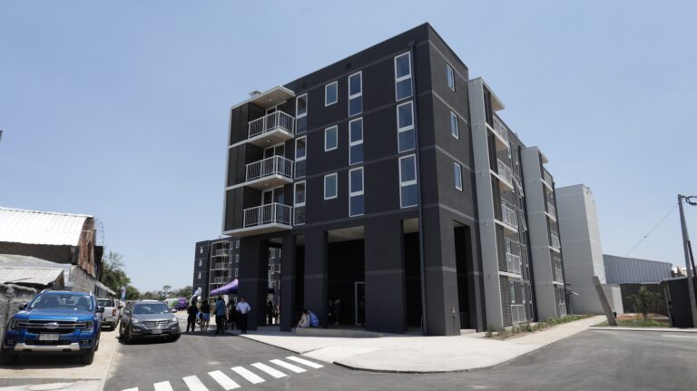 Serviu deberá devolver el subsidio habitacional que le revocó a beneficiario con discapacidad mental