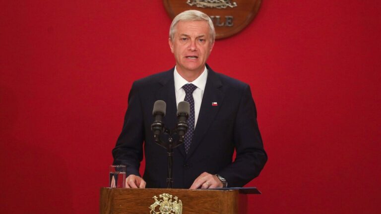 Kast llama a no manifestarse en el Metro: 