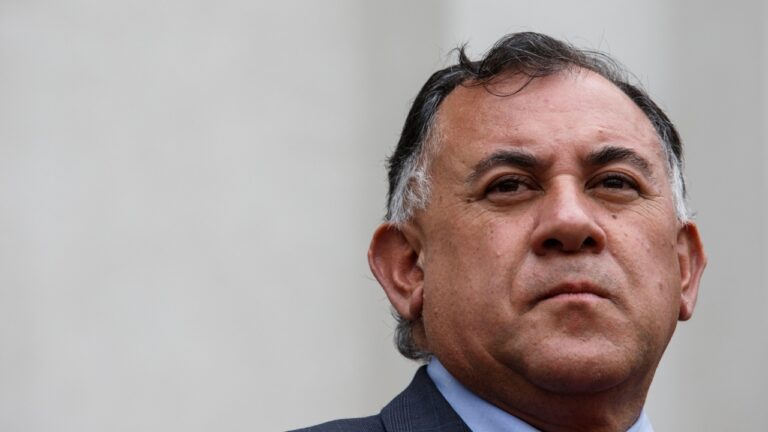 Eric Aedo aterriza en la Municipalidad de Santiago tras dejar la Cámara: “Va a ser una bonita sorpresa para la ciudadanía”