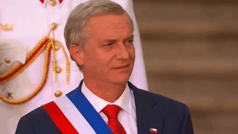 Cierre fronterizo, auditoría total y destrabar inversión: Los primeros decretos e instrucciones firmados por Kast