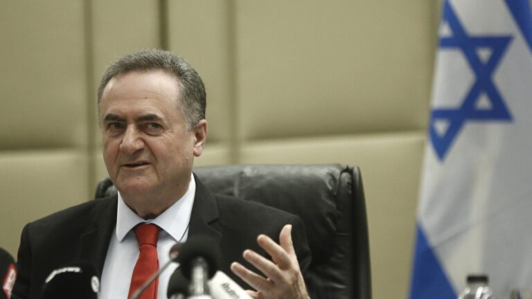 Ministro de Defensa de Israel: cualquier nuevo líder nombrado por Irán “será un objetivo inequívoco”