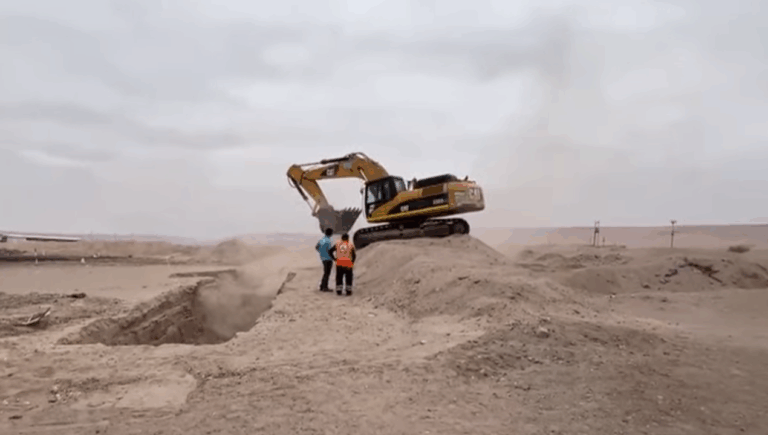 Perú también está excavando una zanja en la frontera con Chile, pero tienen un motivo distinto