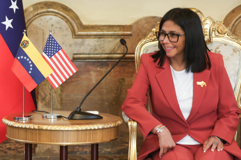 Donald Trump dice que reconoce formalmente al Gobierno de Delcy Rodríguez en Venezuela