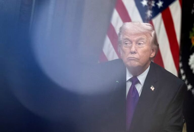 A Trump no le preocupa si Irán no se convierte en un Estado democrático