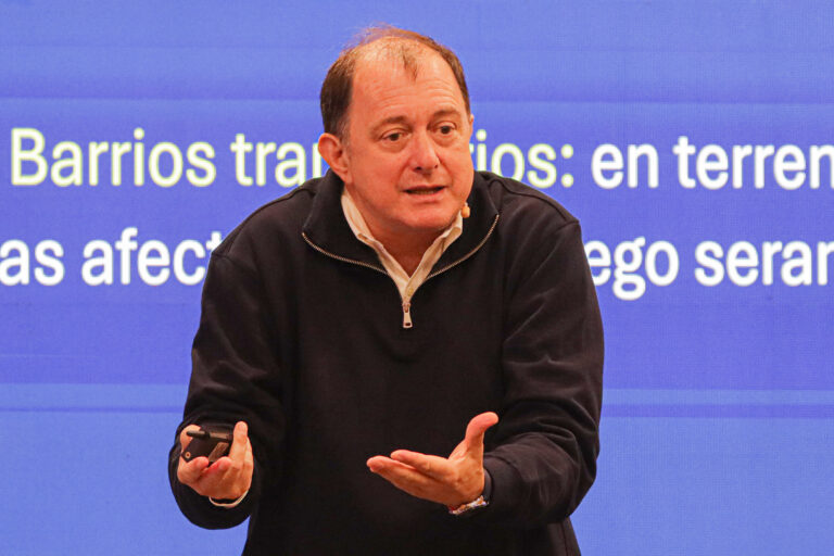 Ministro Poduje explica que despido de la directora del Serviu del Biobío se debe a 